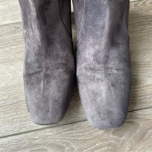 ROGER VIVIER Polly Suede Buckle Knee  Boot In Grey - Picture 4 of 15